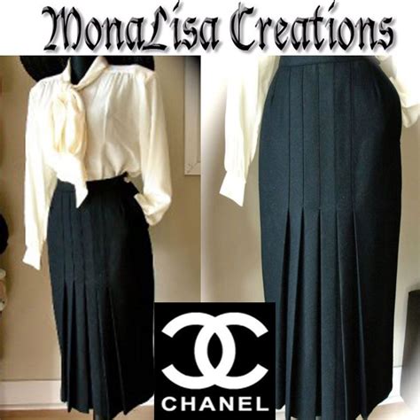 chanel black skirt|Chanel pleated skirt.